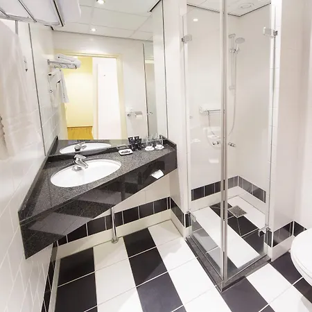 Hotel Fletcher Hotel-restaurant De Buunderkamp 4*