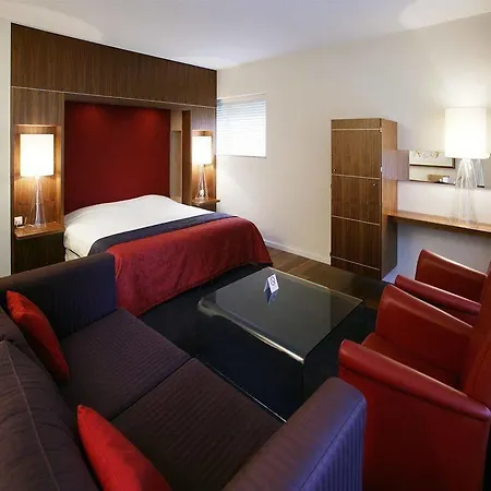 Fletcher Hotel-restaurant De Buunderkamp 4*