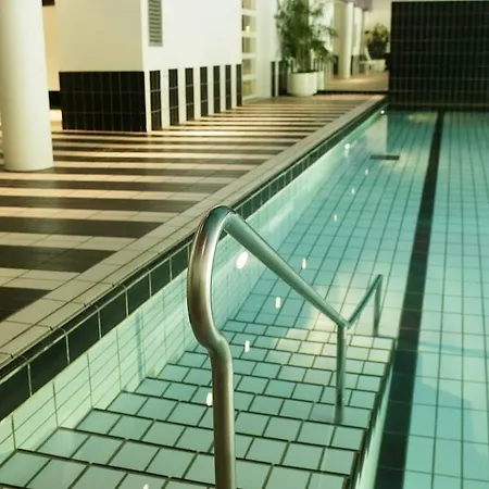 Fletcher Hotel-restaurant De Buunderkamp 4*