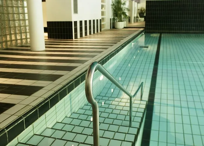 Fletcher Hotel-restaurant De Buunderkamp 4*