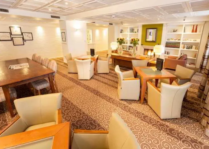 Fletcher Hotel-restaurant De Buunderkamp Hotell